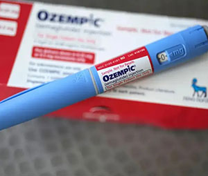 GLP-1赛道白热化，破局多肽“不可能三角”